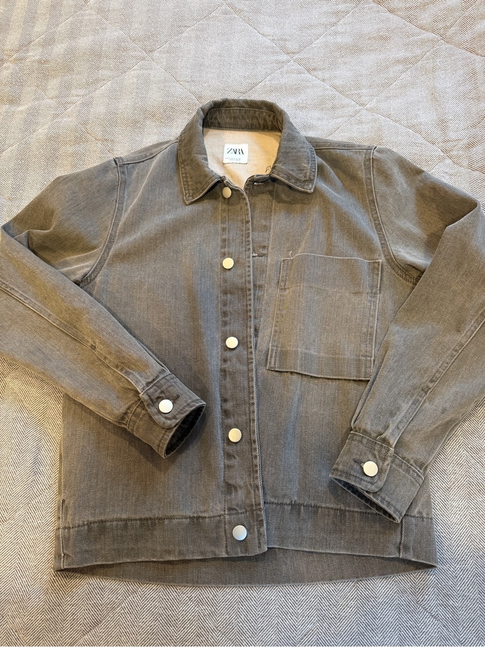 Zara Men's Washed Gray Button-Front Shirt Jacket
